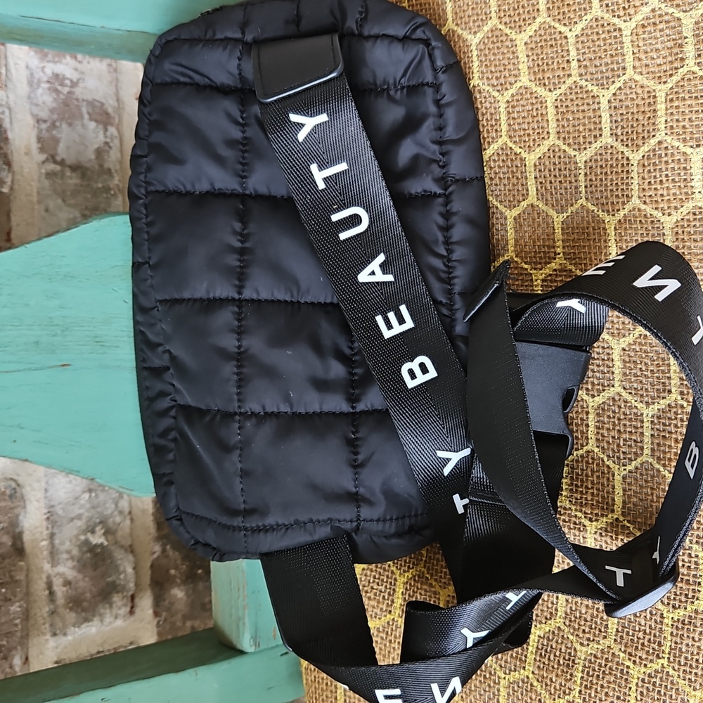 Fenty Beauty Black Exclusive Quilted Belt Bag - Picture 2 of 5